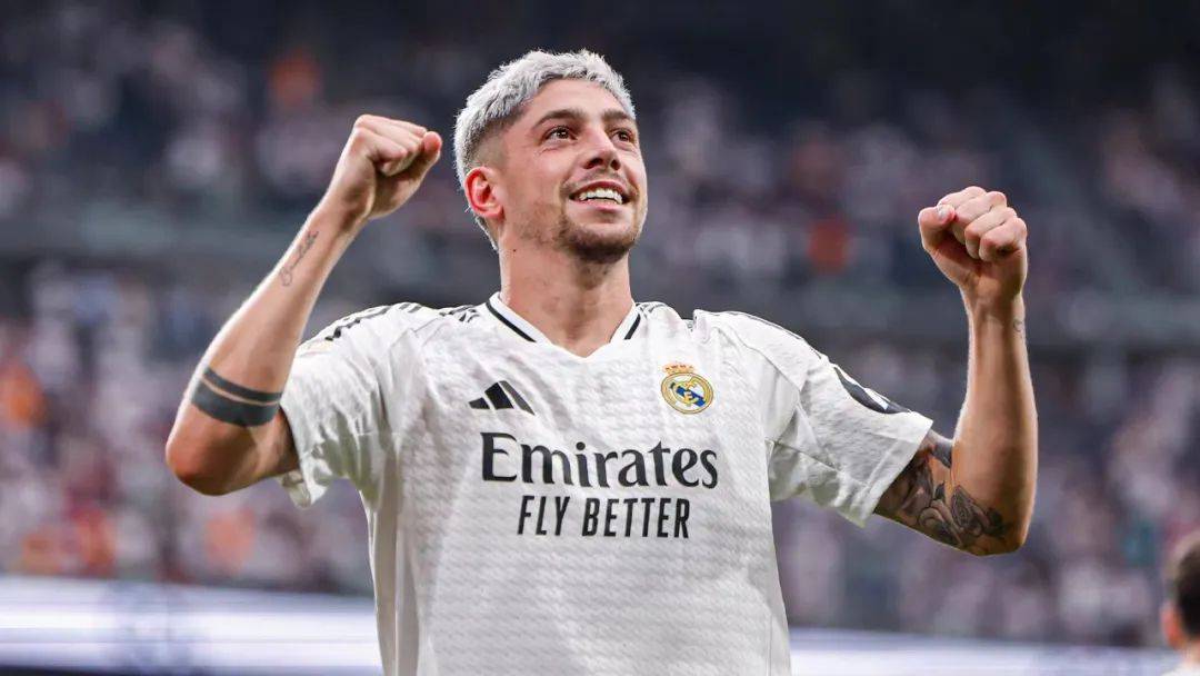 密切关注的 密切关注的